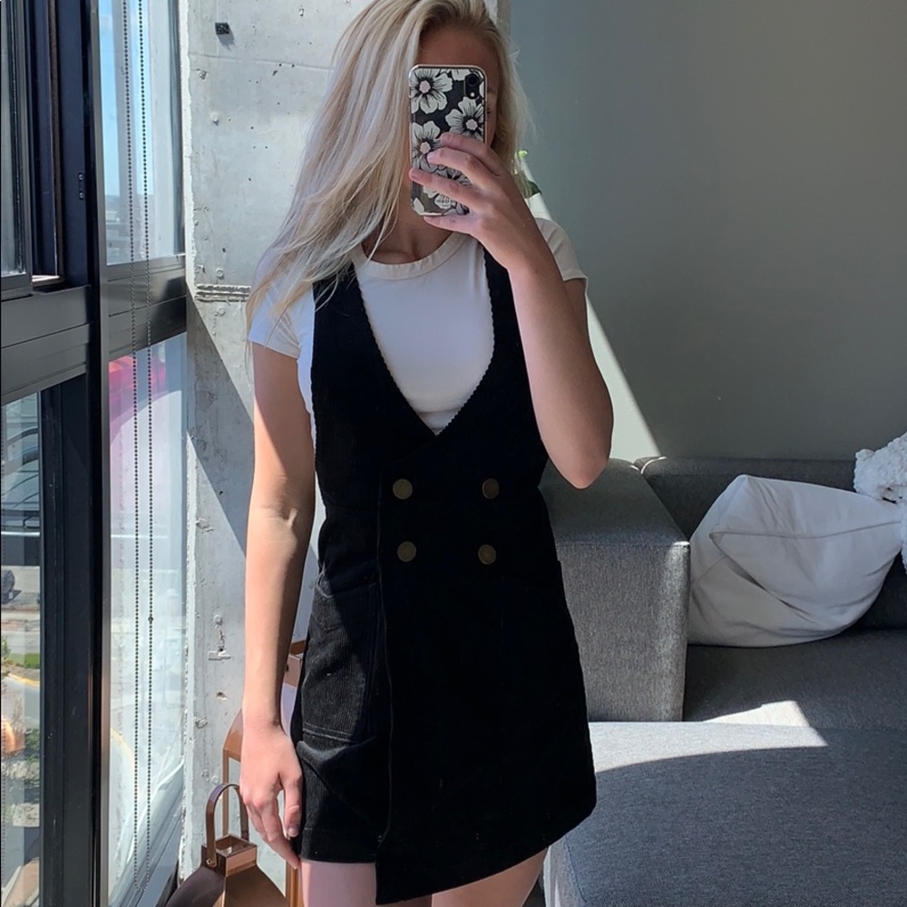 Overall dress - Picture 1 of 3